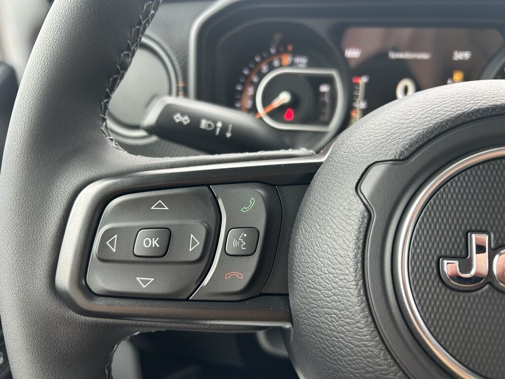 2026 Jeep Gladiator Mojave Crestwood KY