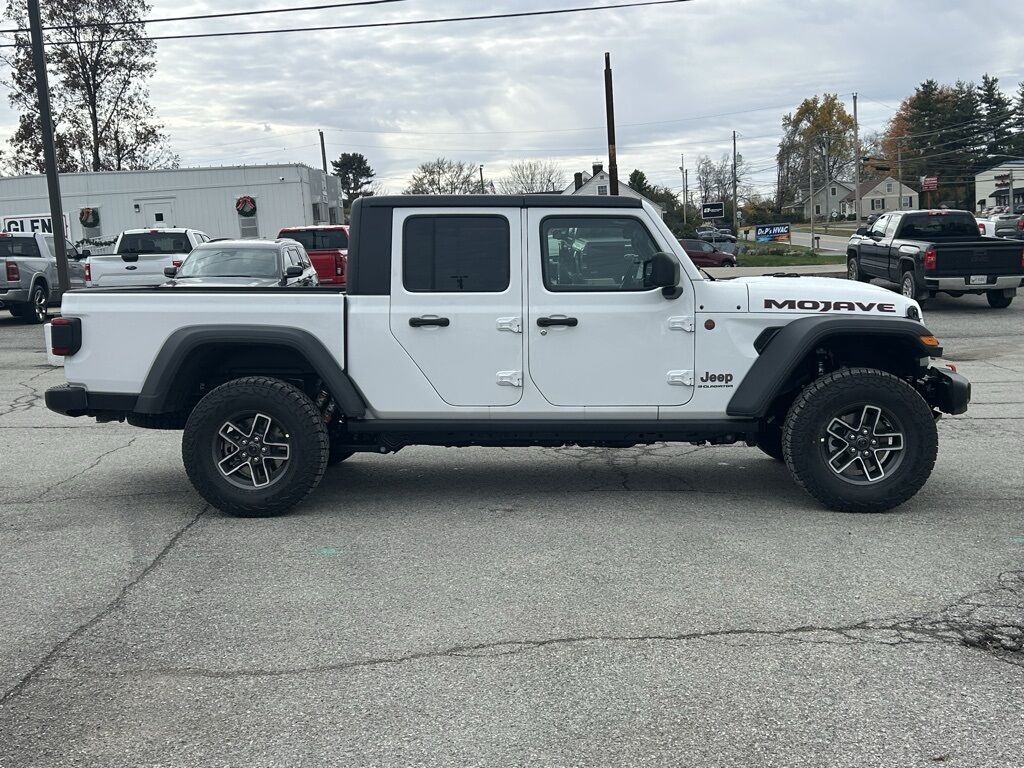 2026 Jeep Gladiator Mojave Crestwood KY