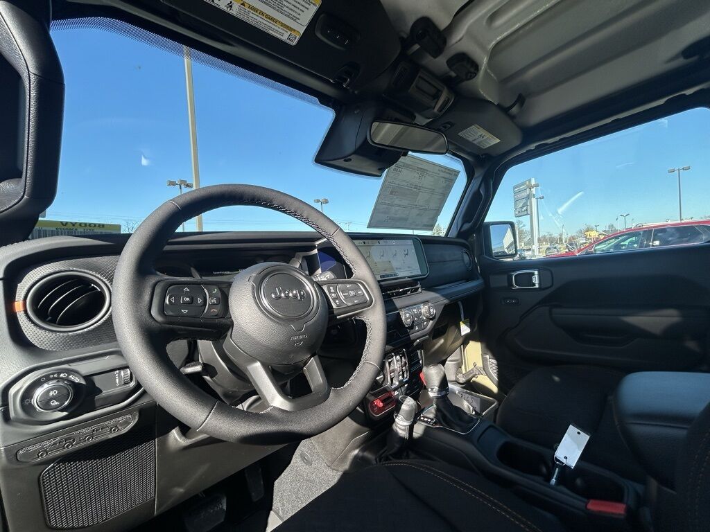 2026 Jeep Gladiator Mojave Crestwood KY