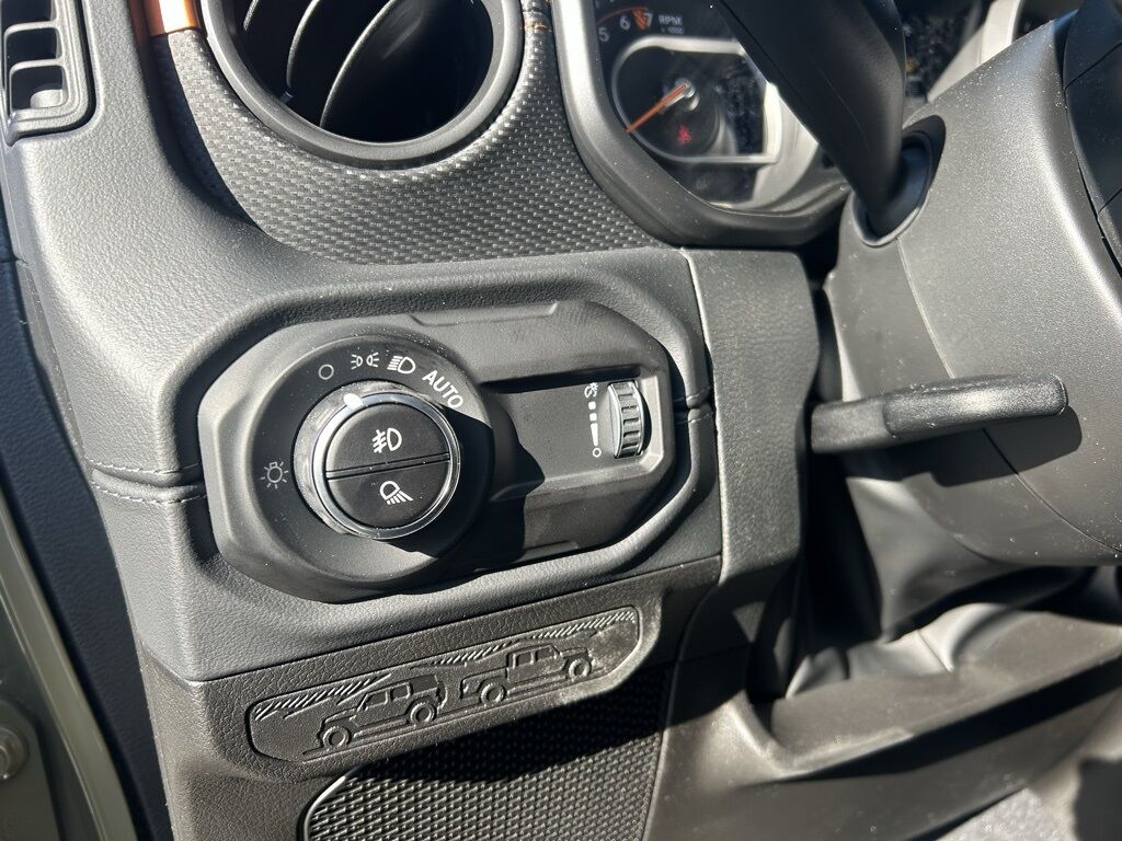 2026 Jeep Gladiator Mojave Crestwood KY