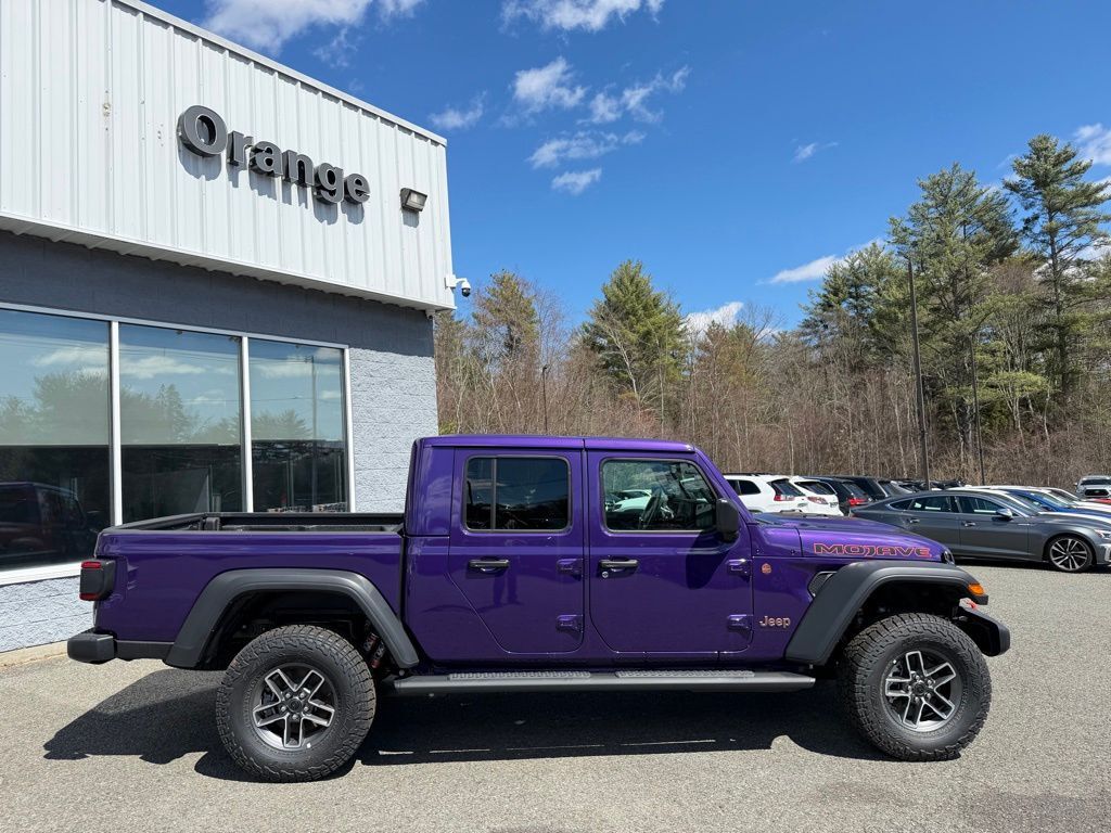 2026 Jeep Gladiator Mojave Orange MA