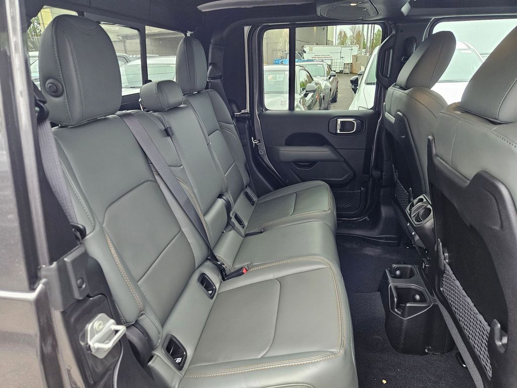 2026 Jeep Gladiator Mojave Gresham OR