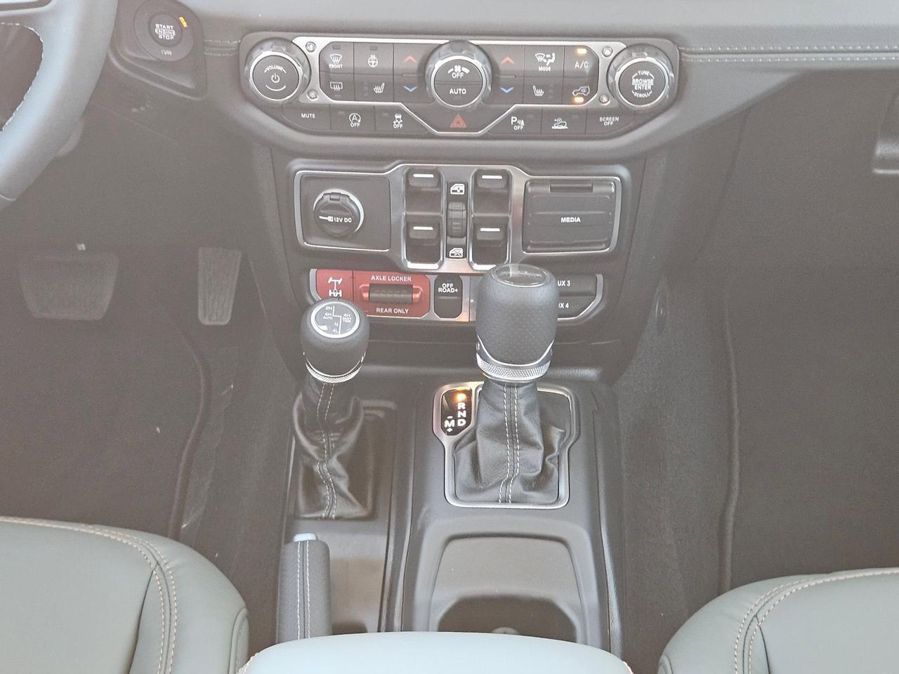 2026 Jeep Gladiator Mojave X Castroville TX