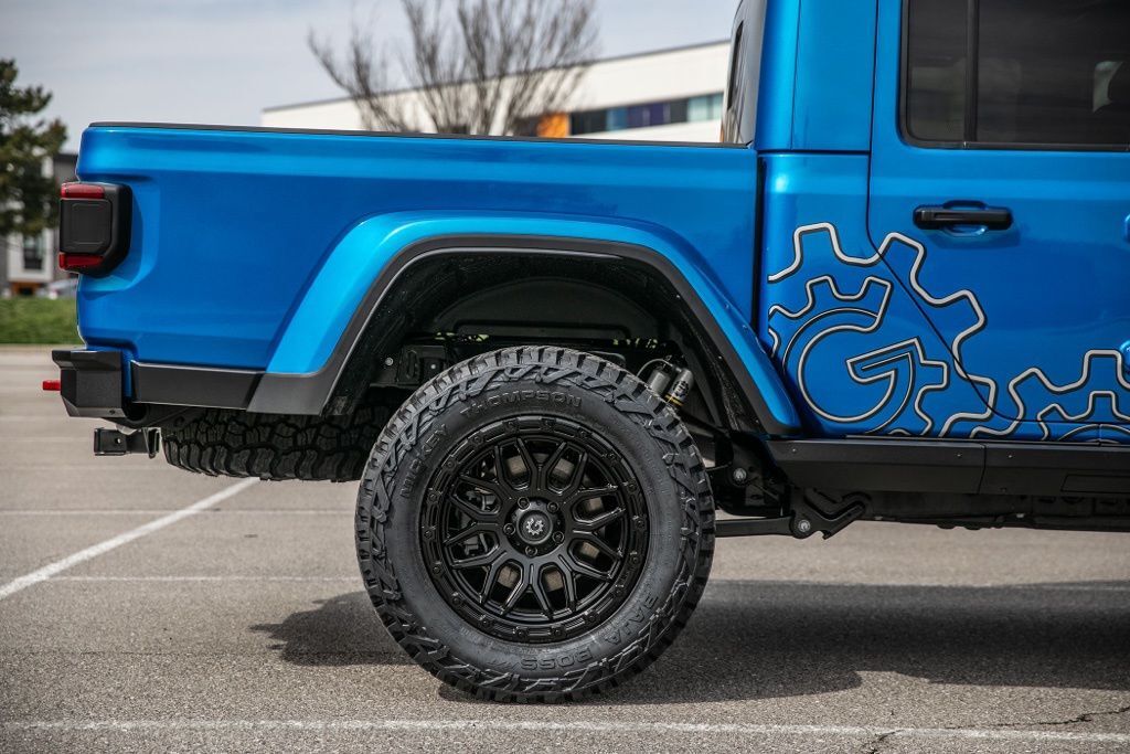 2026 Jeep Gladiator RUBICON 4X4 Orange MA