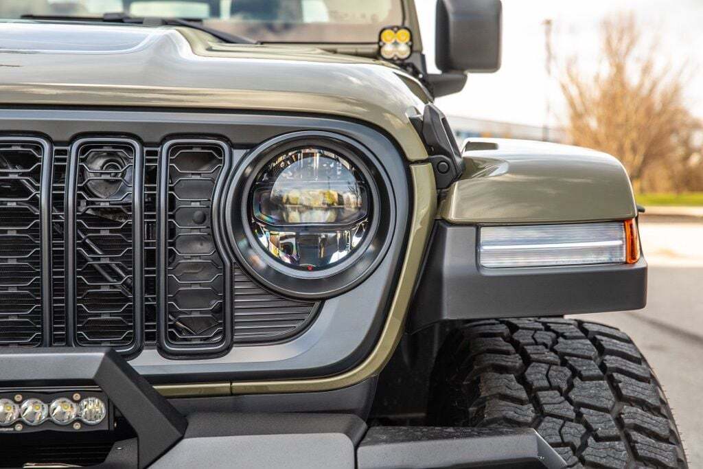2026 Jeep Gladiator Rubicon Orange MA