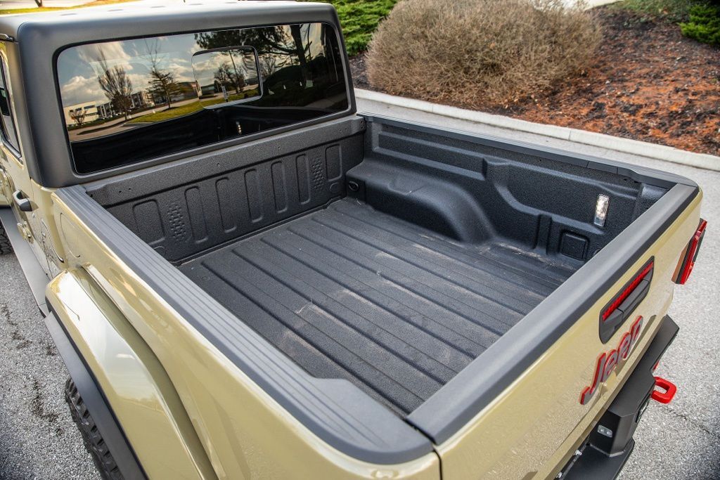 2026 Jeep Gladiator Rubicon Orange MA