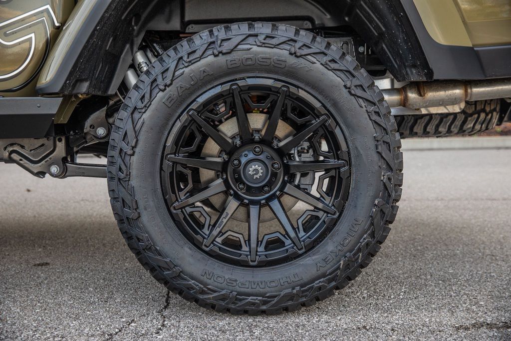 2026 Jeep Gladiator Rubicon Orange MA