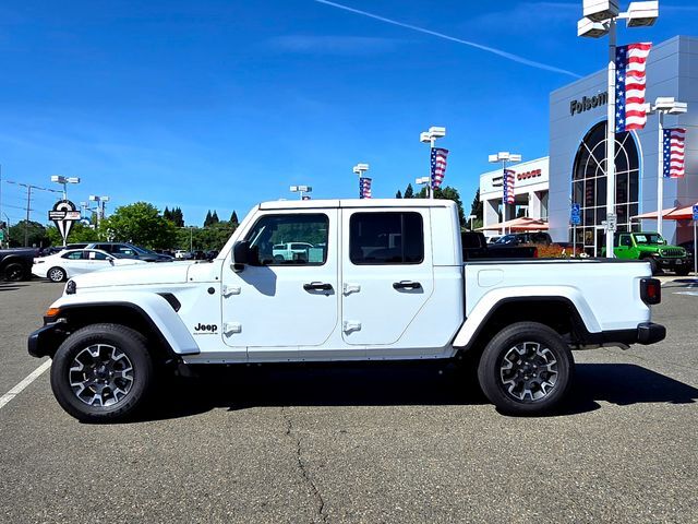 2026 Jeep Gladiator Sahara Folsom CA