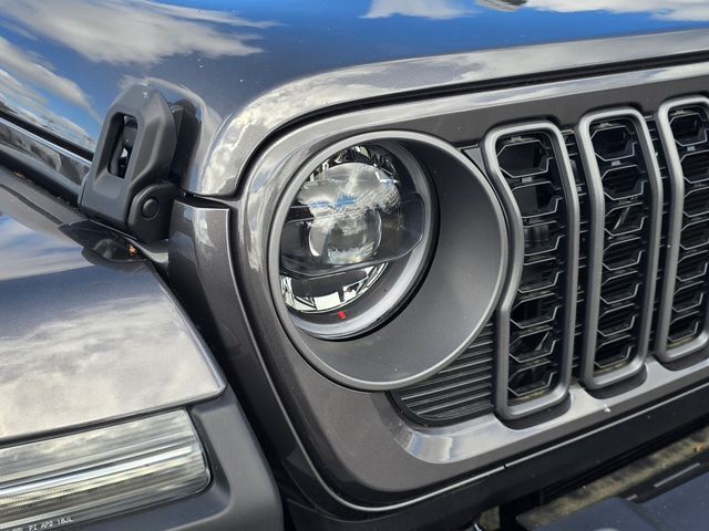 2026 Jeep Gladiator Sahara Folsom CA