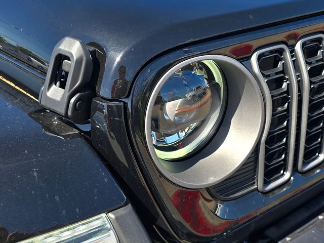 2026 Jeep Gladiator Sahara Folsom CA
