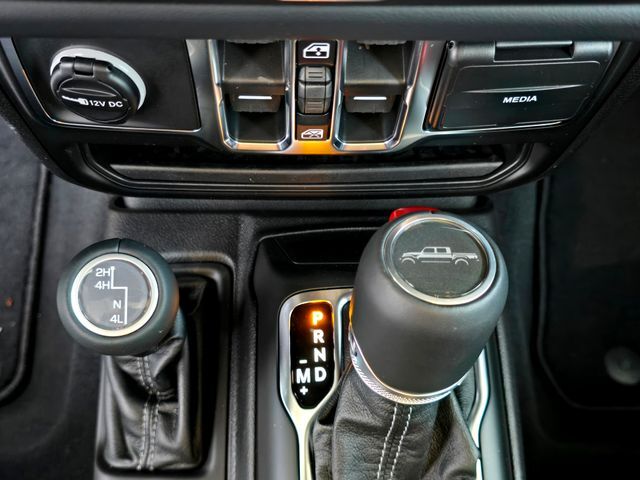 2026 Jeep Gladiator Sahara Folsom CA