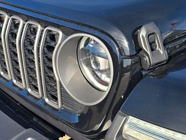 2026 Jeep Gladiator Sahara Folsom CA