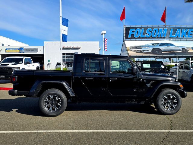 2026 Jeep Gladiator Sahara Folsom CA
