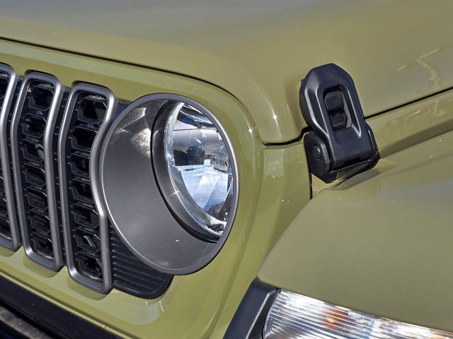 2026 Jeep Gladiator Sahara Folsom CA