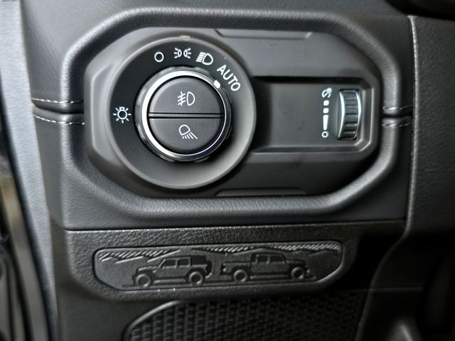 2026 Jeep Gladiator Sahara Folsom CA