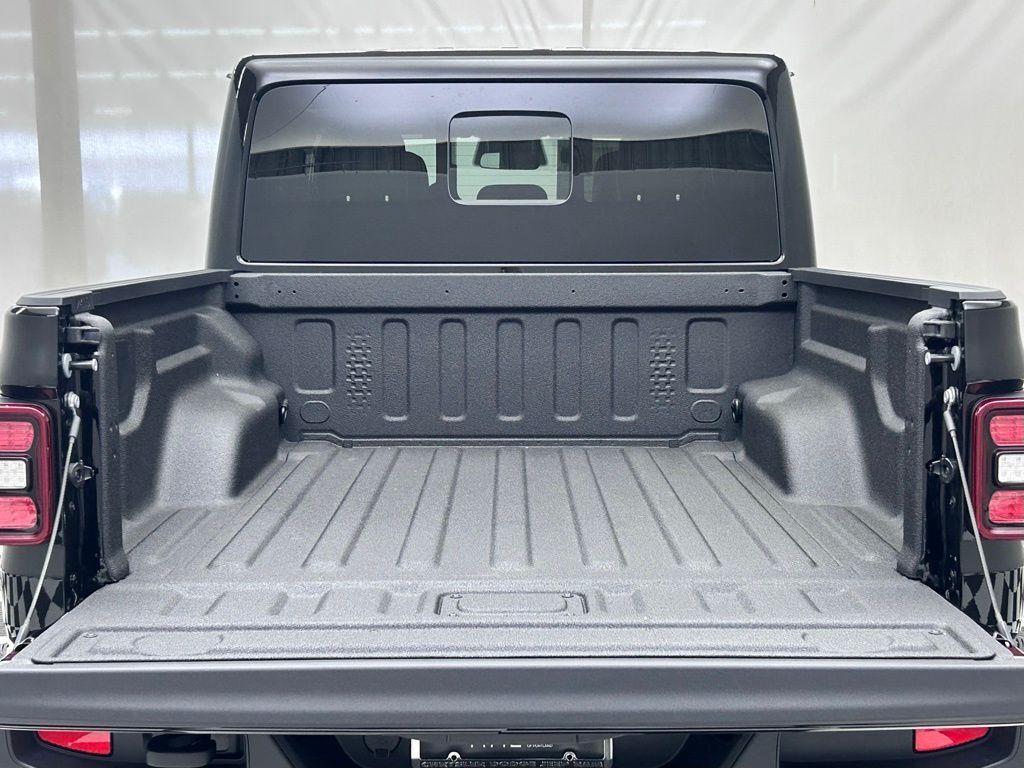 2026 Jeep Gladiator Sahara Portland OR