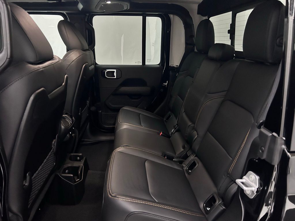 2026 Jeep Gladiator Sahara Portland OR