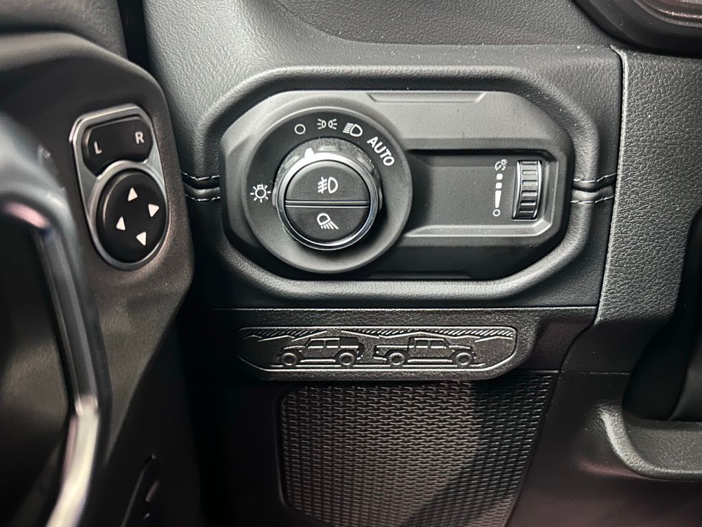 2026 Jeep Gladiator Sahara Portland OR