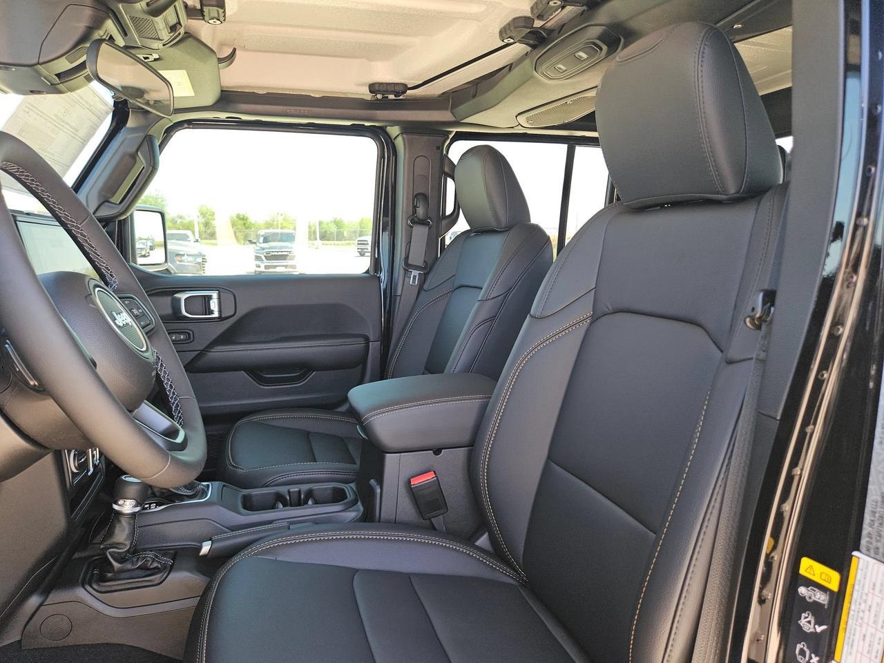 2026 Jeep Gladiator Sahara Castroville TX