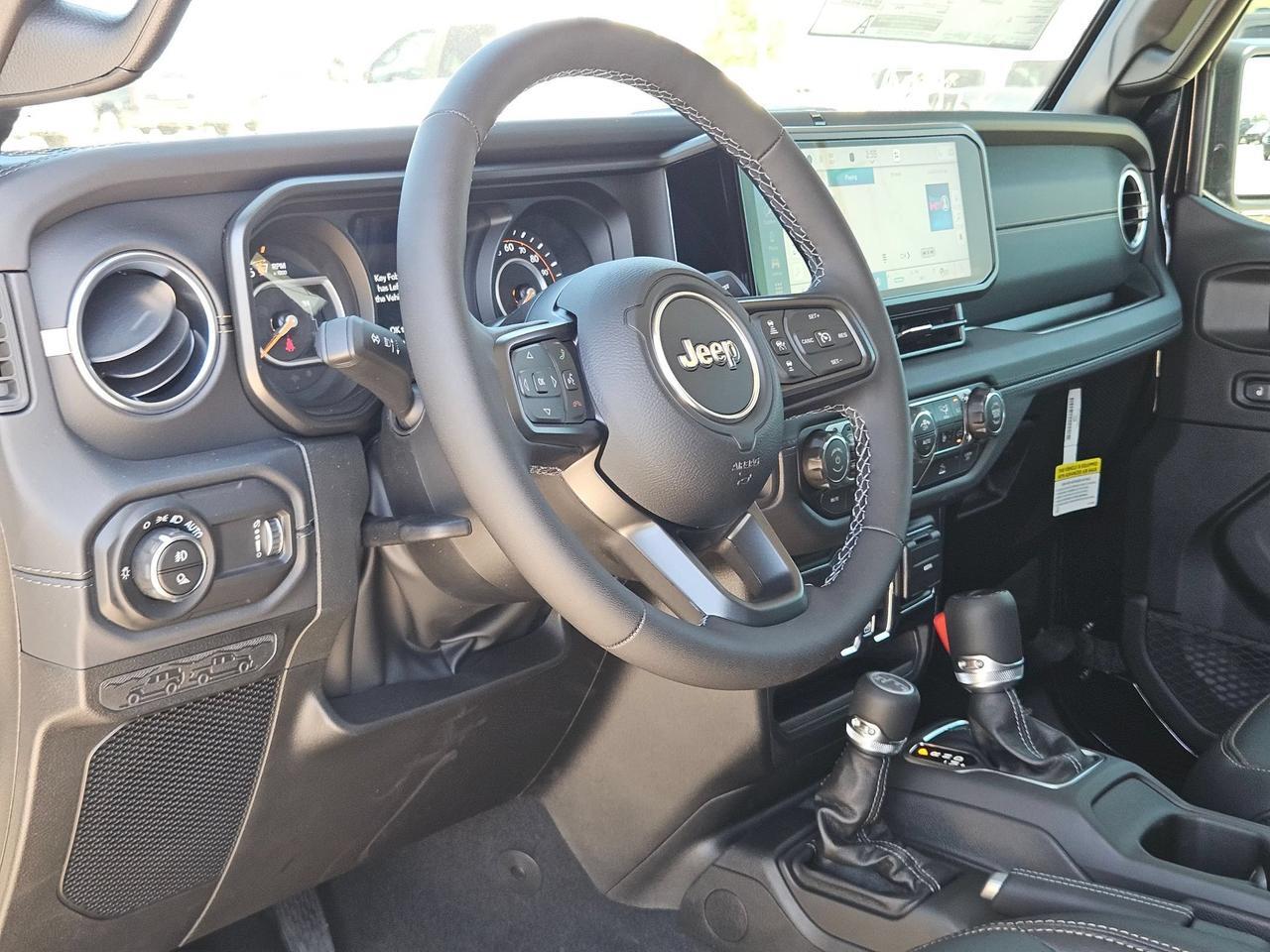 2026 Jeep Gladiator Sahara Castroville TX