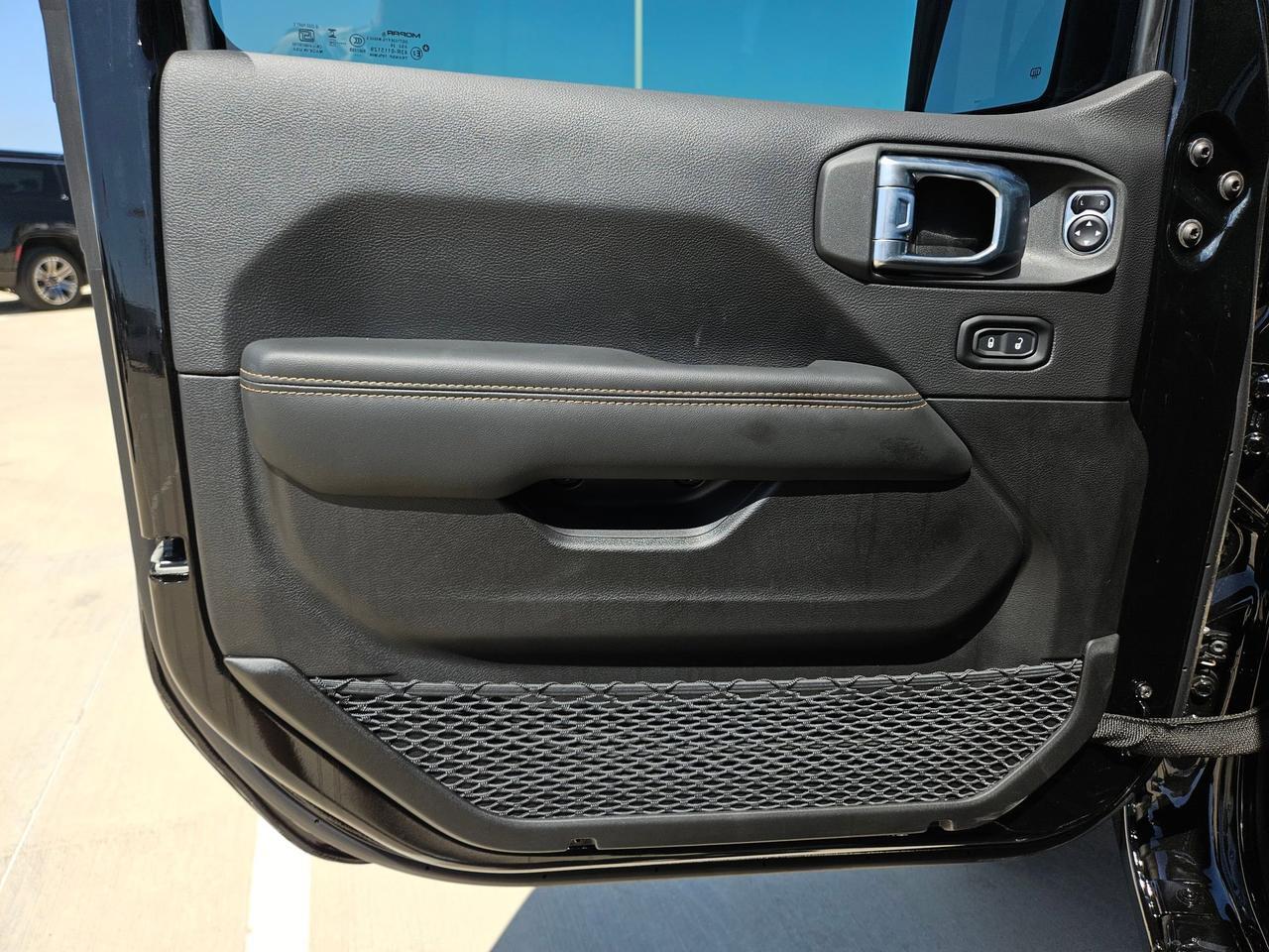 2026 Jeep Gladiator Sahara Castroville TX