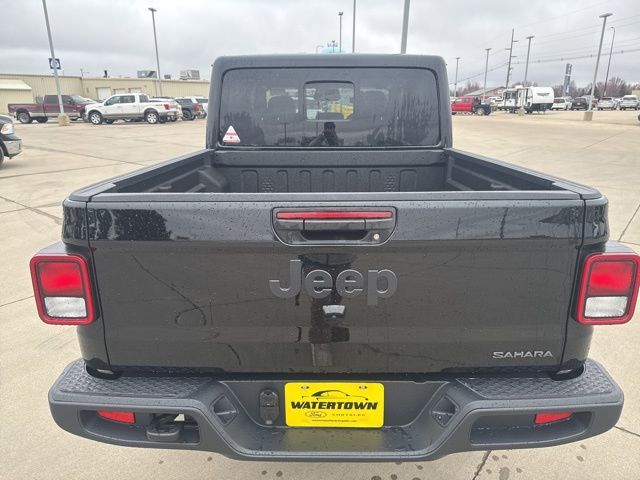 2026 Jeep Gladiator Sahara Watertown SD