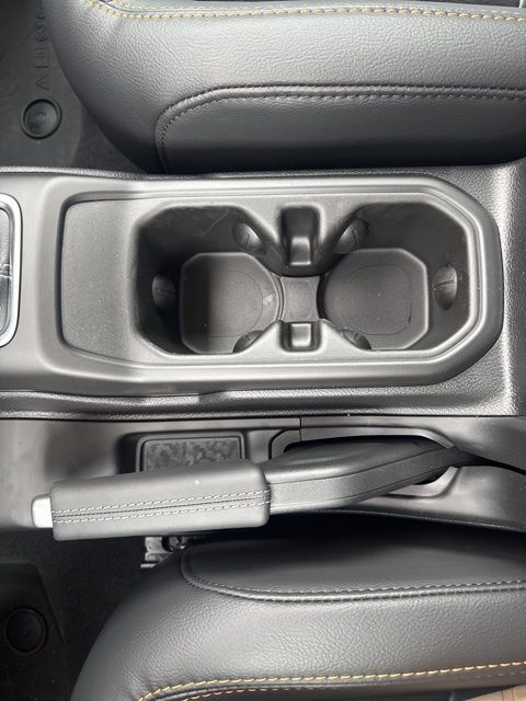 2026 Jeep Gladiator Sahara Watertown SD