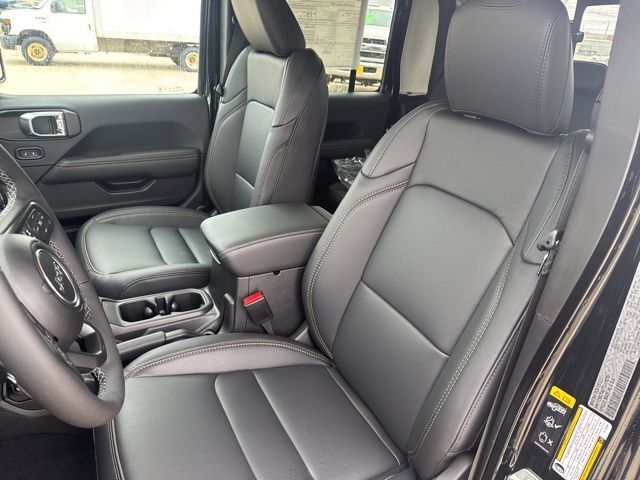 2026 Jeep Gladiator Sahara Watertown SD