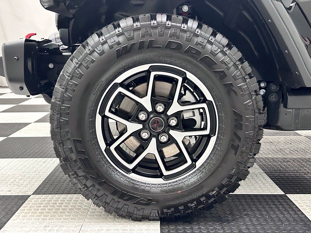 2026 Jeep Gladiator Shadow Ops Portland OR