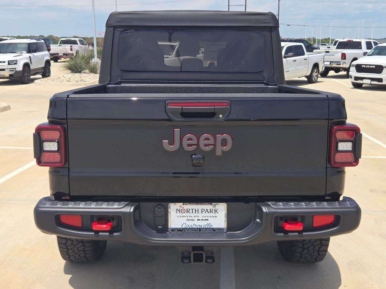 2026 Jeep Gladiator Shadow Ops Castroville TX