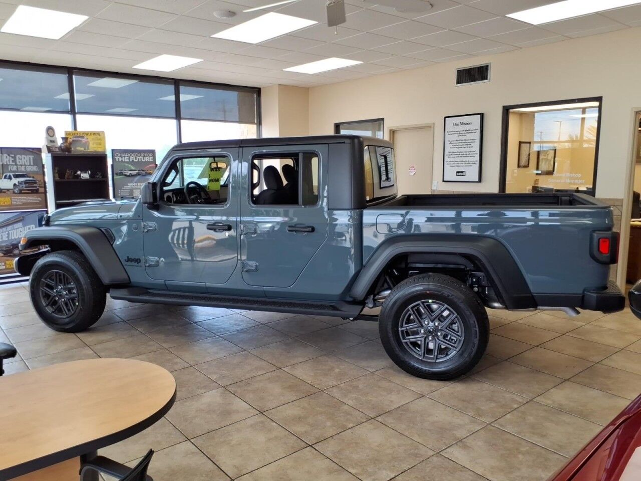 2026 Jeep Gladiator Sport Uvalde TX