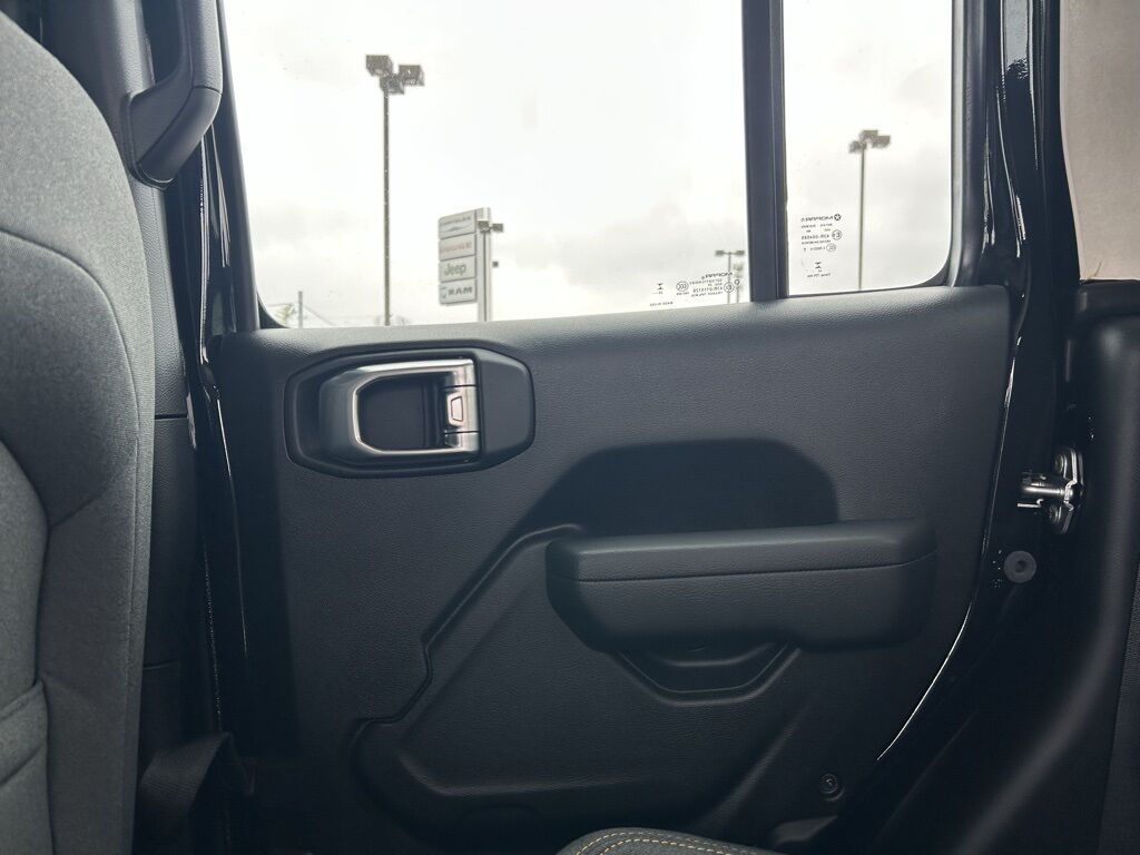 2026 Jeep Gladiator Sport Crestwood KY