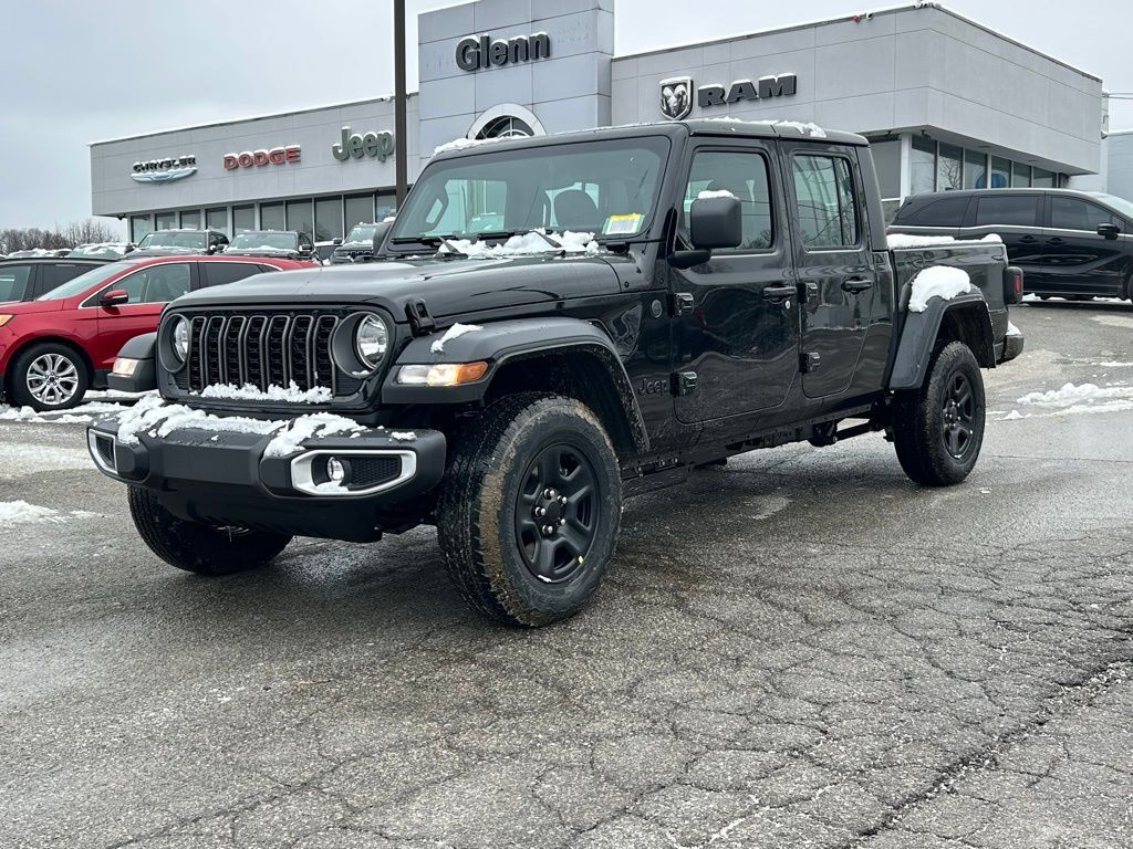 2026 Jeep Gladiator Sport