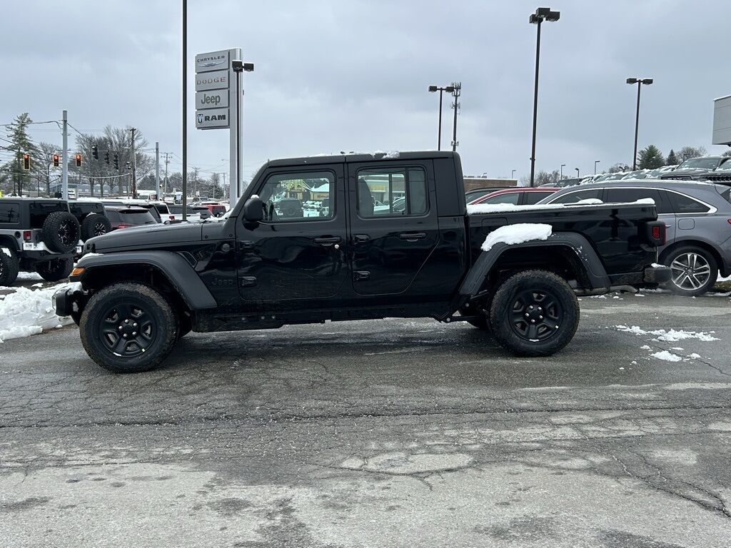 2026 Jeep Gladiator Sport Crestwood KY