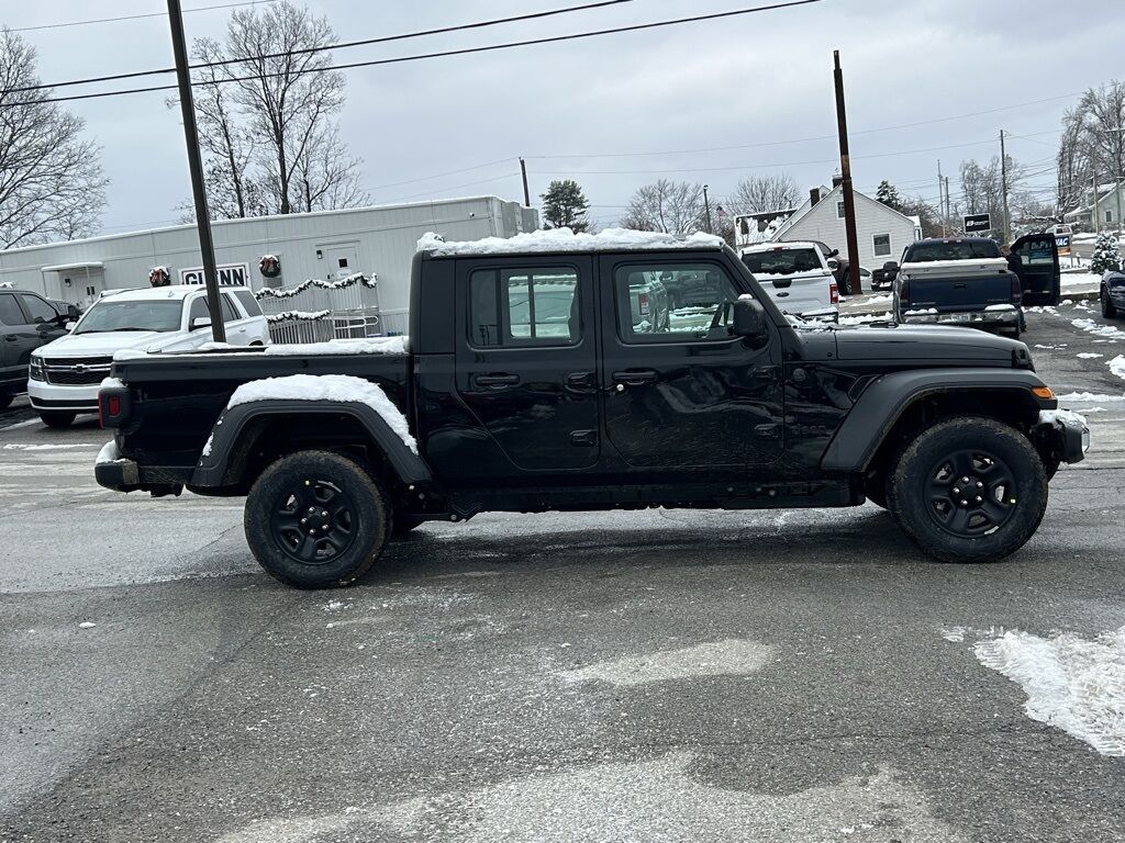 2026 Jeep Gladiator Sport Crestwood KY