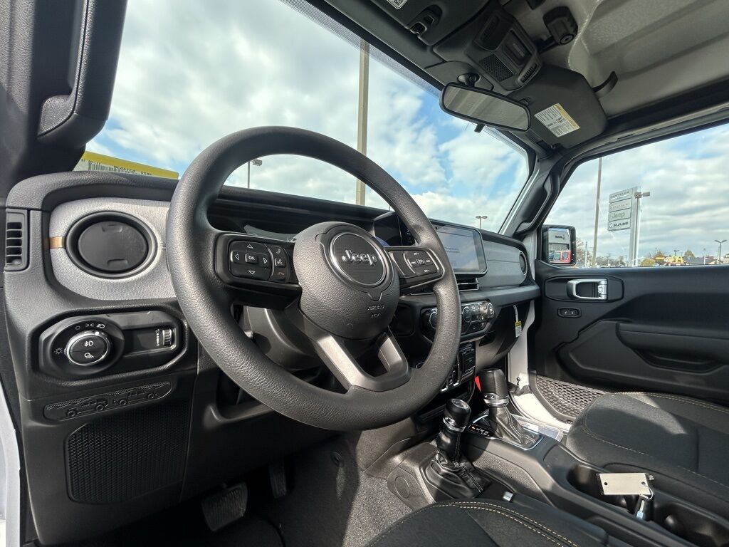 2026 Jeep Gladiator Sport Crestwood KY