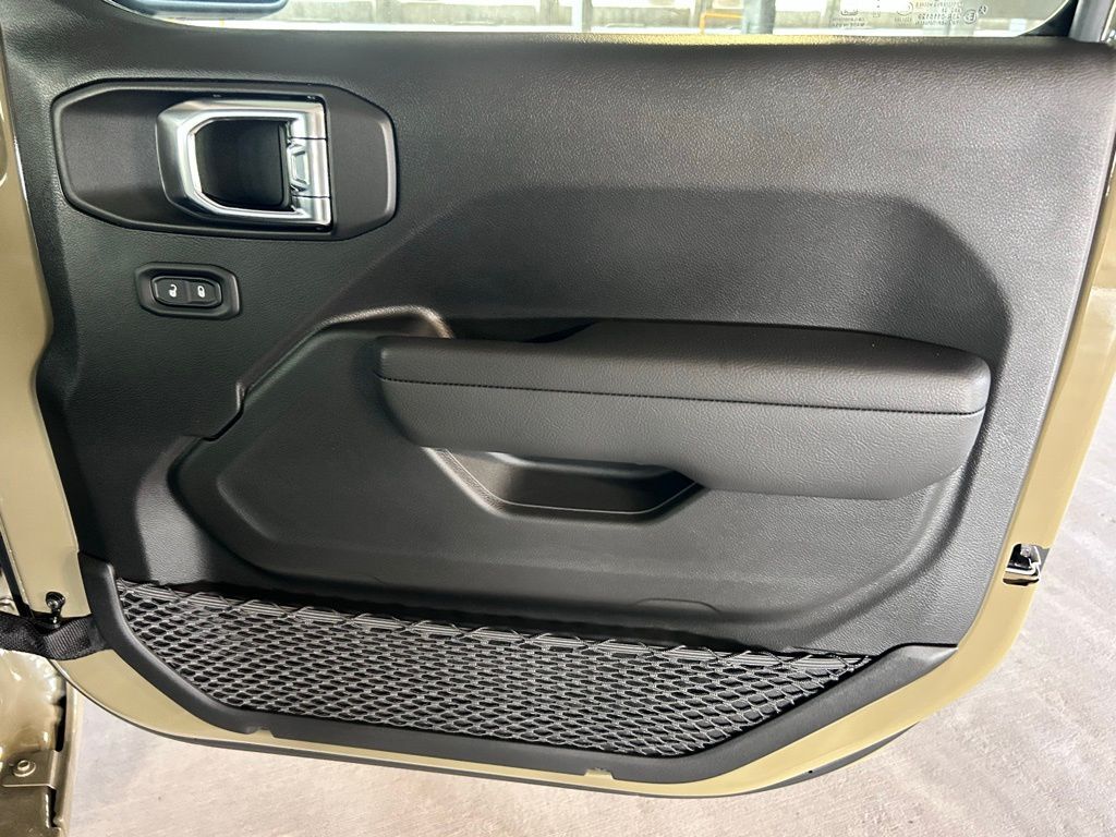 2026 Jeep Gladiator Sport Portland OR