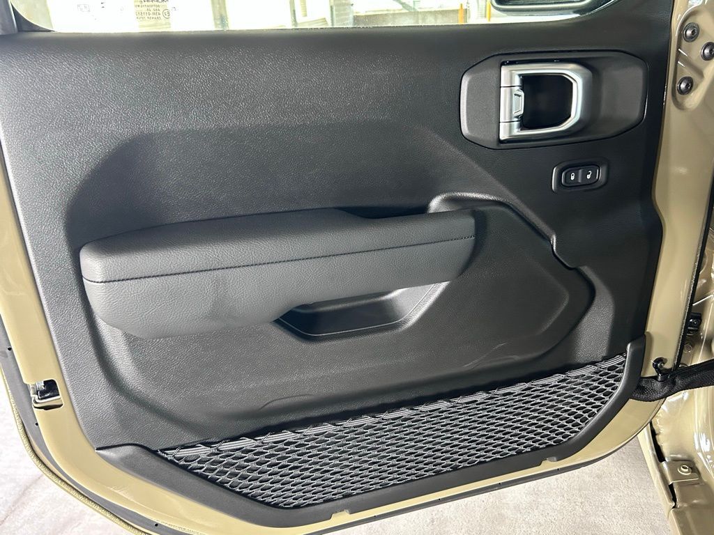 2026 Jeep Gladiator Sport Portland OR