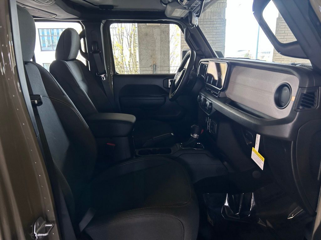 2026 Jeep Gladiator Sport Portland OR