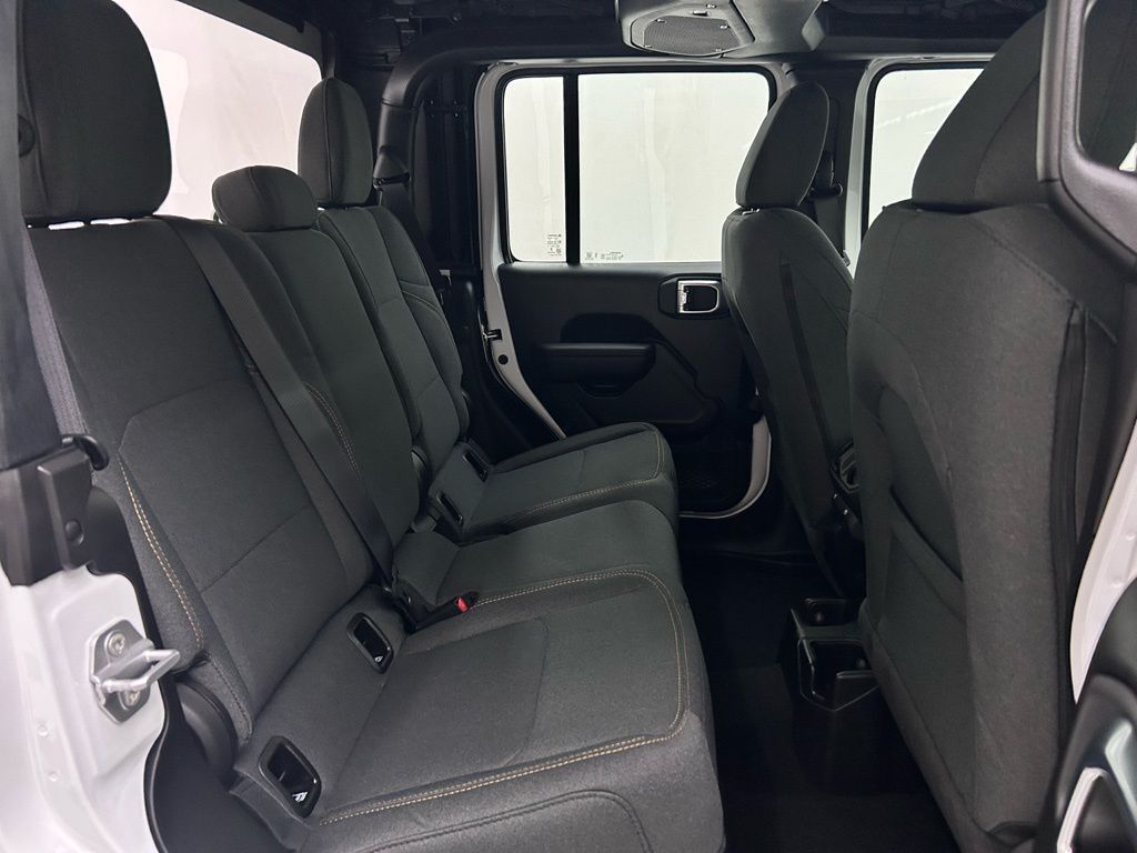 2026 Jeep Gladiator Sport Portland OR