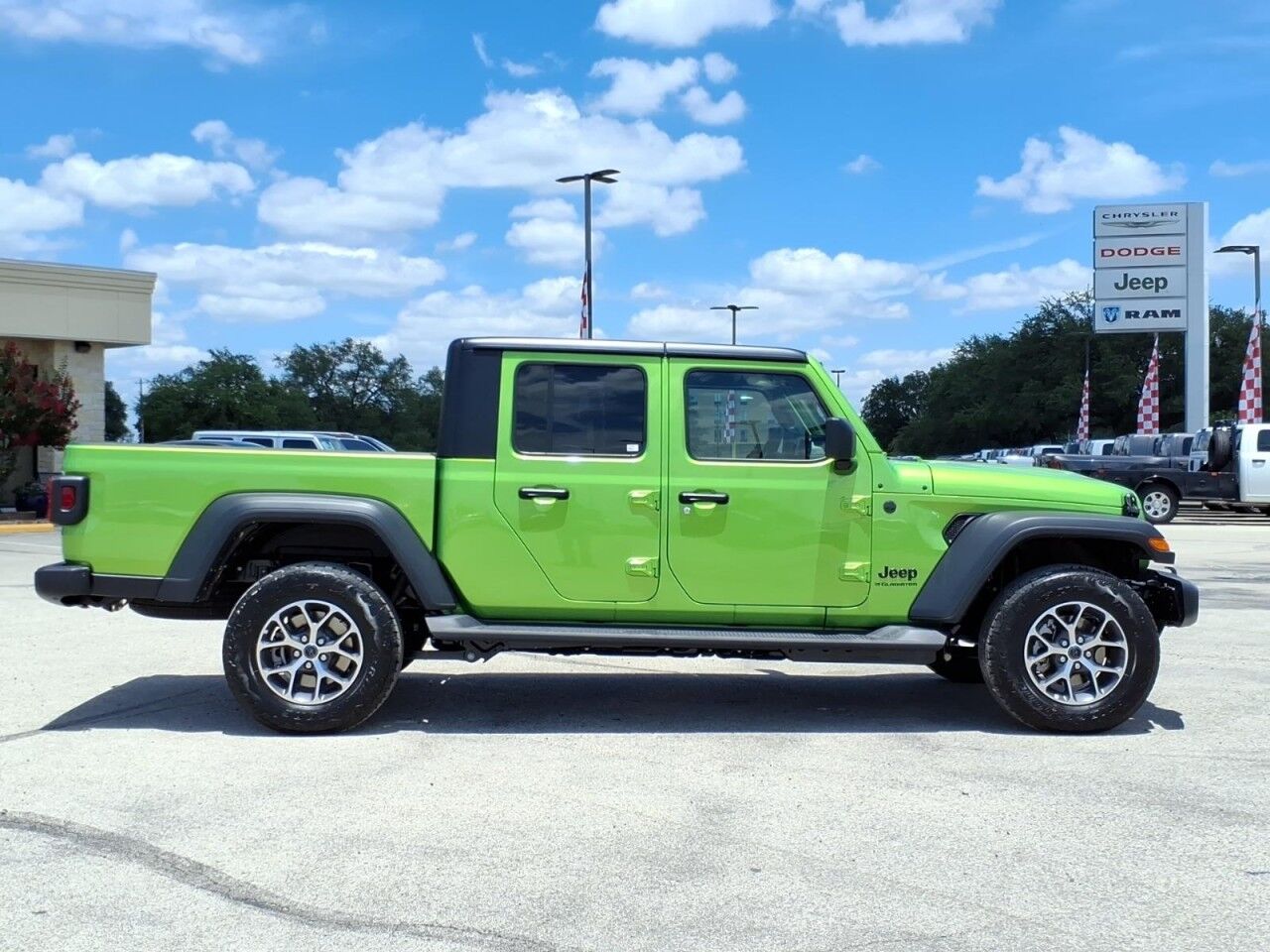 2026 Jeep Gladiator Sport S