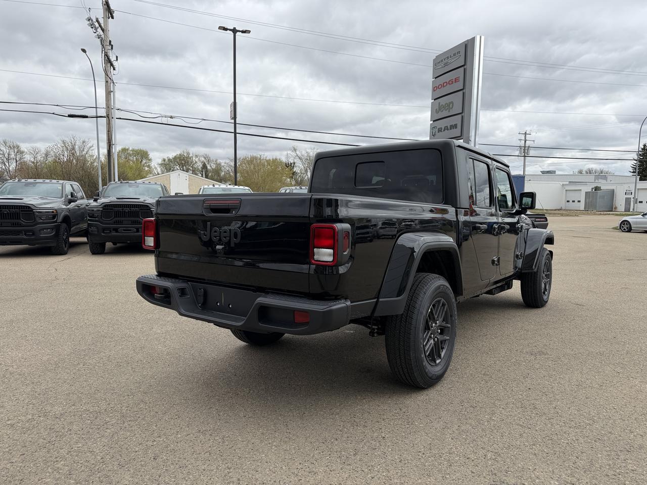 2026 Jeep Gladiator Sport S 4x4 | V6 | 3 Piece Freedom Hardtop | Rearview Camera | Towing Capability Redwater AB