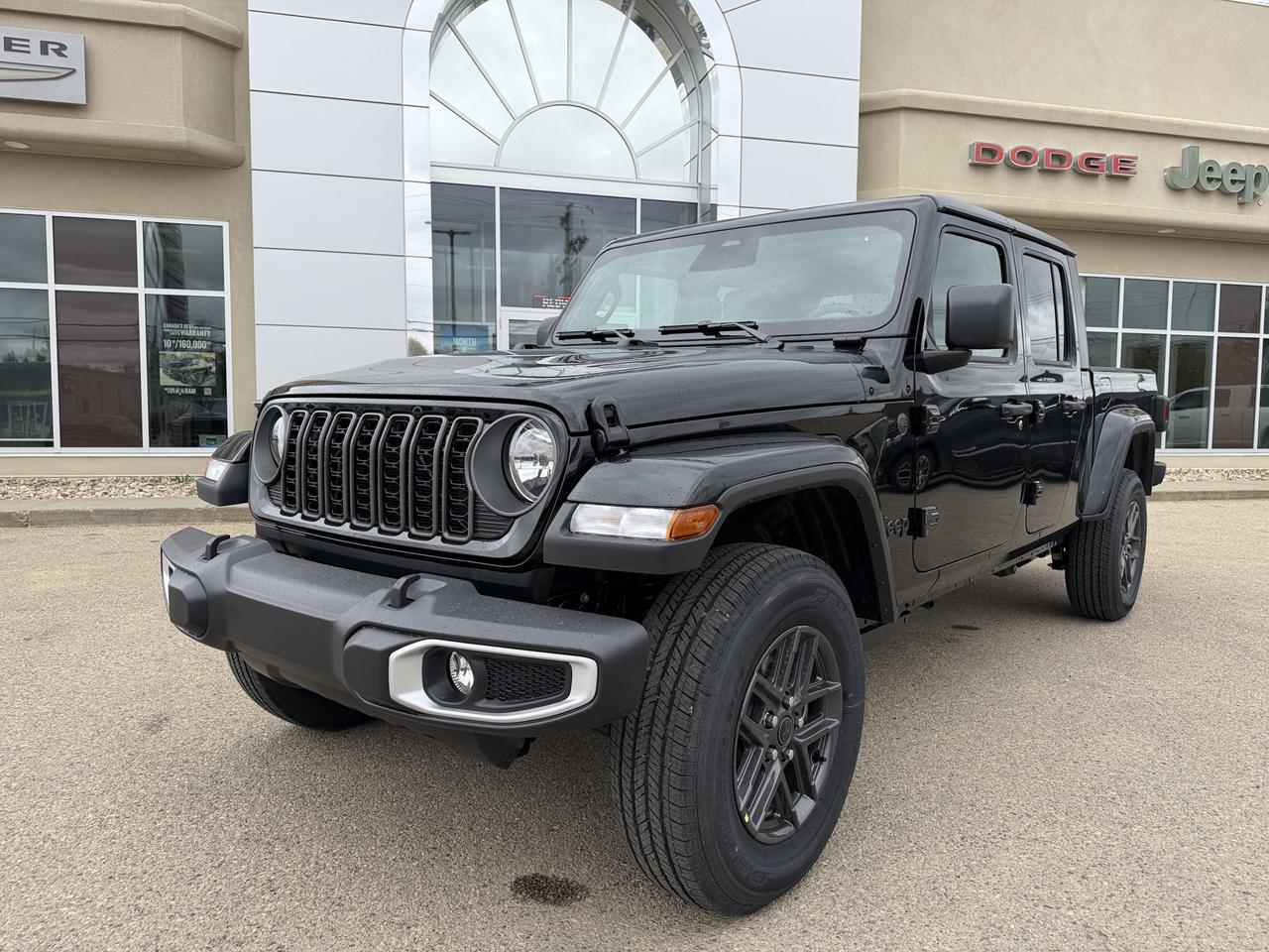 2026 Jeep Gladiator Sport S 4x4 | V6 | 3 Piece Freedom Hardtop | Rearview Camera | Towing Capability Redwater AB