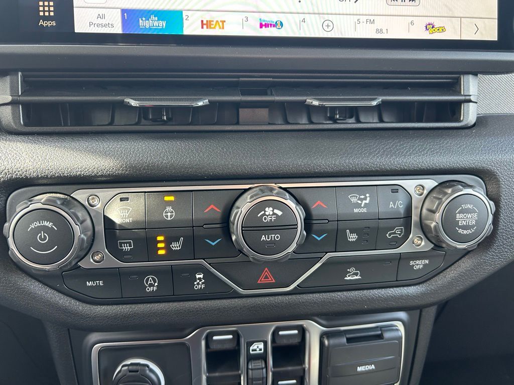 2026 Jeep Gladiator Sport S Crestwood KY