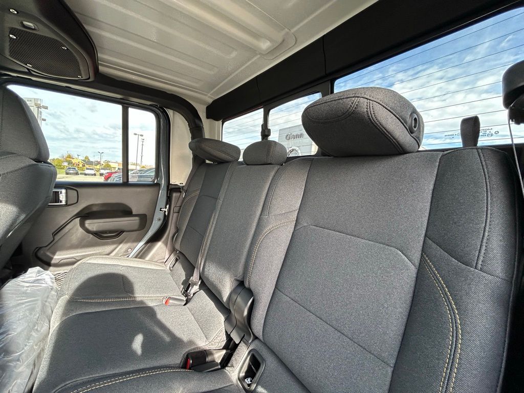 2026 Jeep Gladiator Sport S Crestwood KY