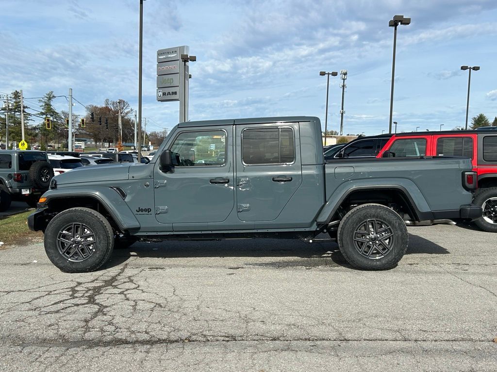 2026 Jeep Gladiator Sport S Crestwood KY