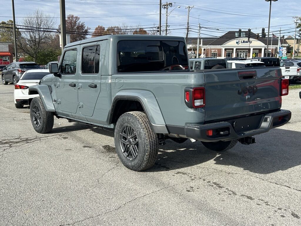 2026 Jeep Gladiator Sport S Crestwood KY