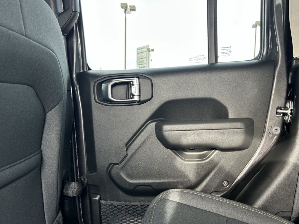 2026 Jeep Gladiator Sport S Crestwood KY