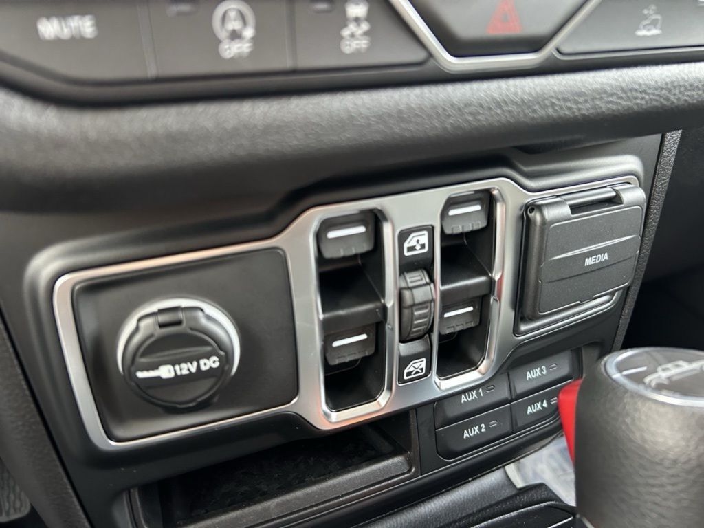 2026 Jeep Gladiator Sport S Crestwood KY