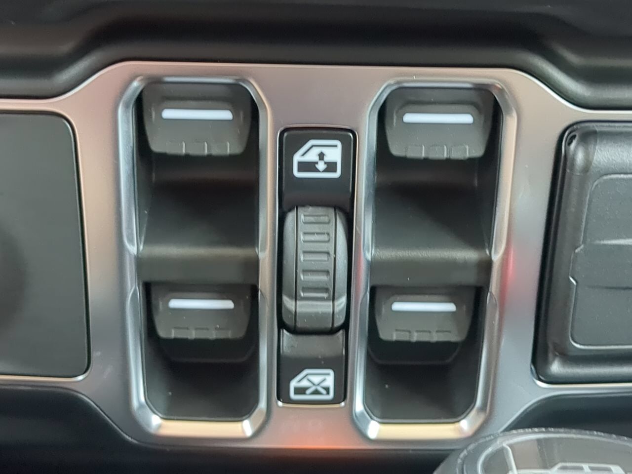 2026 Jeep Gladiator Sport S Appleton WI